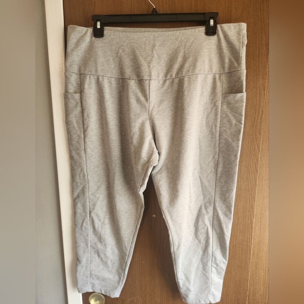 Gray High-Waisted Leggings